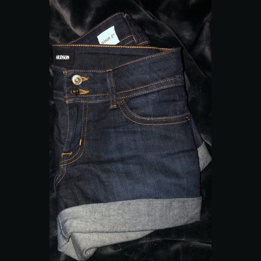 Hudson Ruby Mid Thigh Short